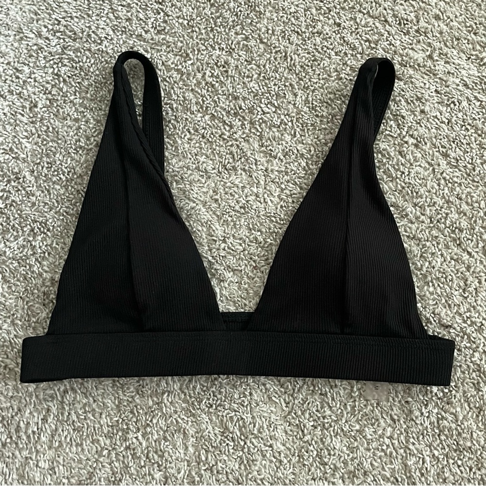 Ribbed bikini top